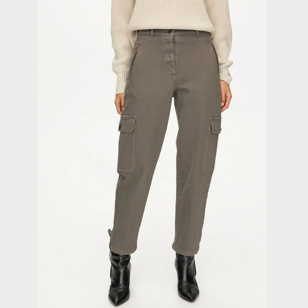 🎁 SOLD • Wilfred Free • Modern Cargo Pants 8 - Picture 1 of 16